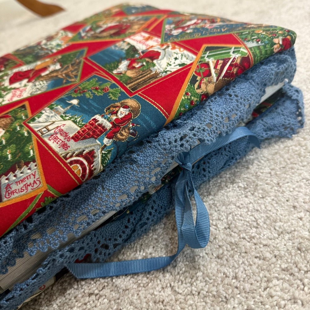 Vintage Christmas Santa Postcard Fabric‎ Photo Album Scrapbook Blue Lace Trim - Picture 3 of 7